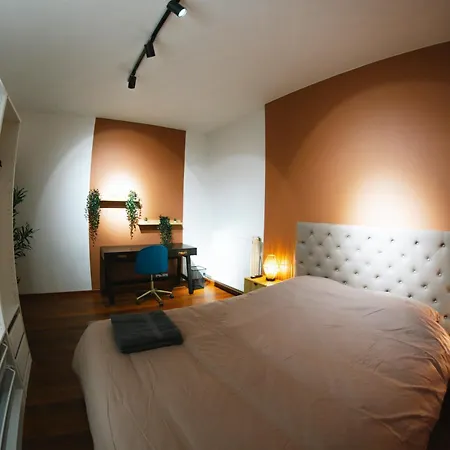 Capstay - Charleroi
