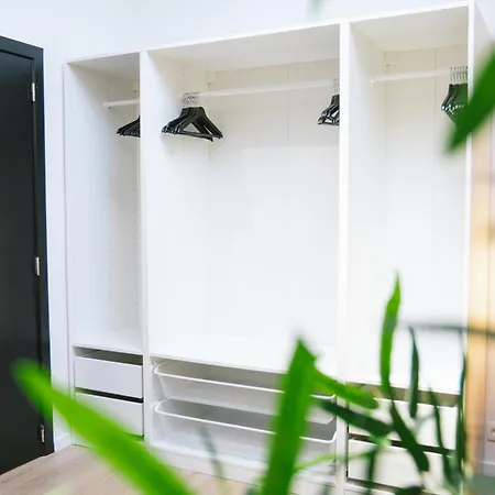 Capstay - Holiday home Charleroi